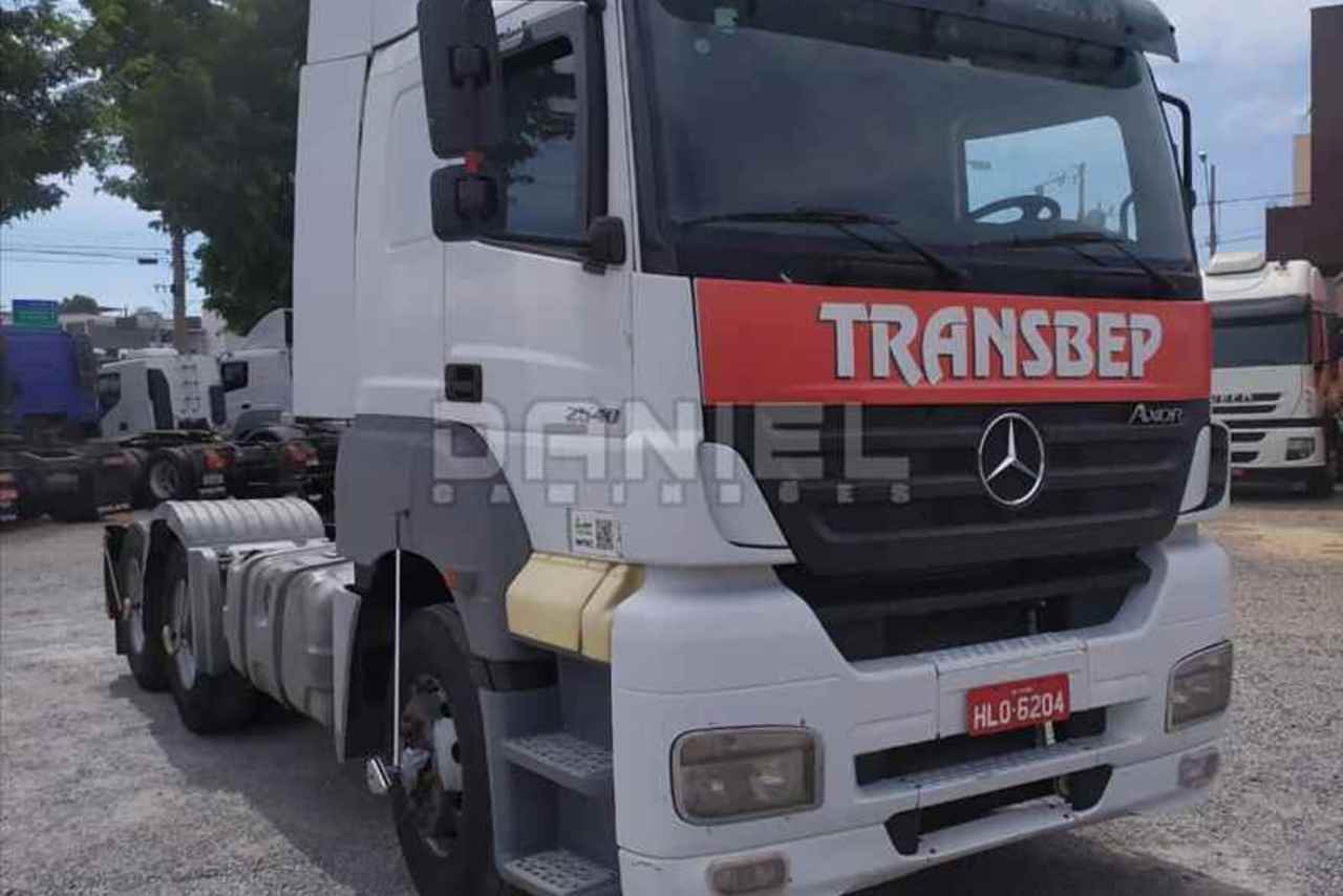 Mercedes Benz Axor 2540 - 09/09 6