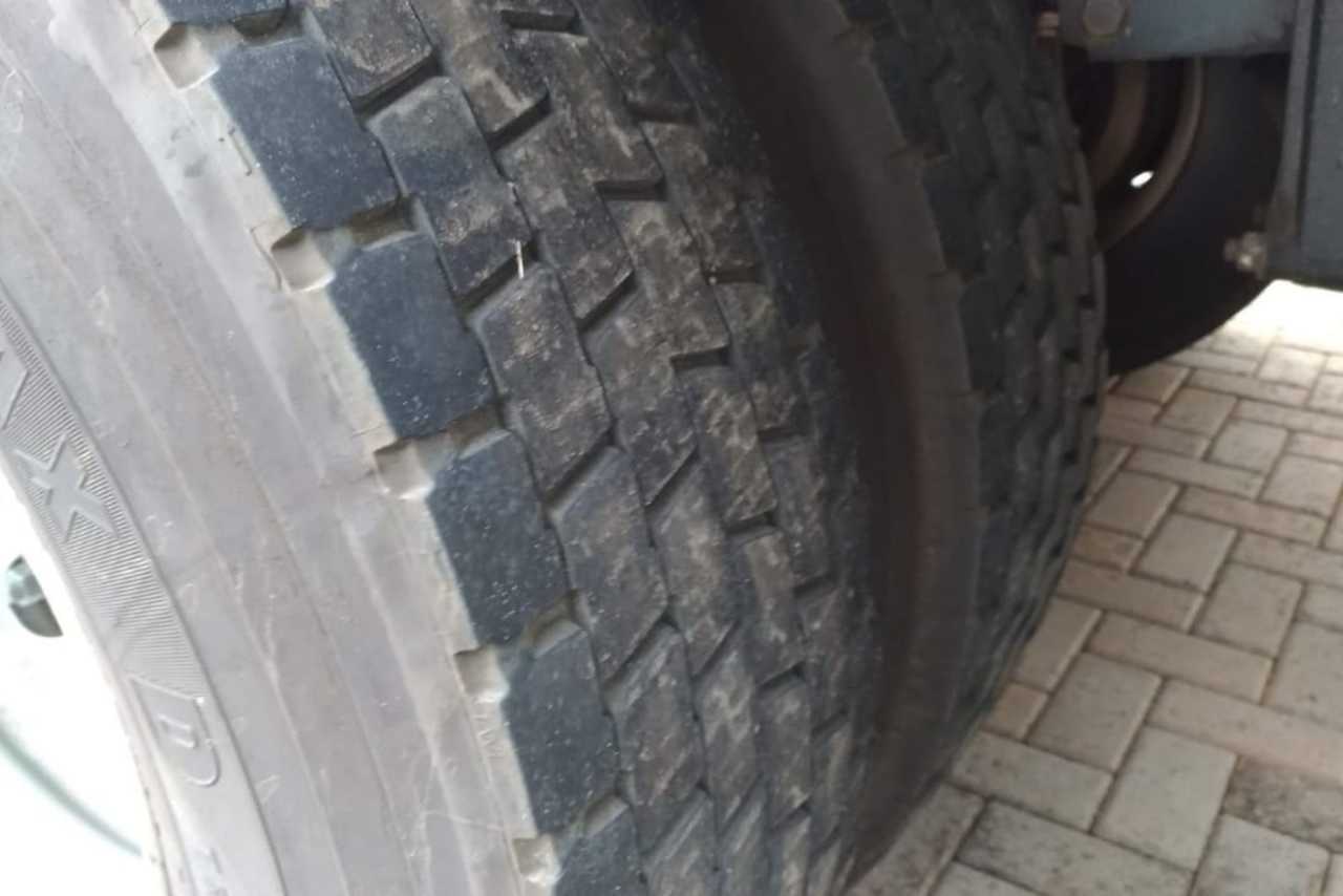 Volkswagen 25 390 - 12/13 10