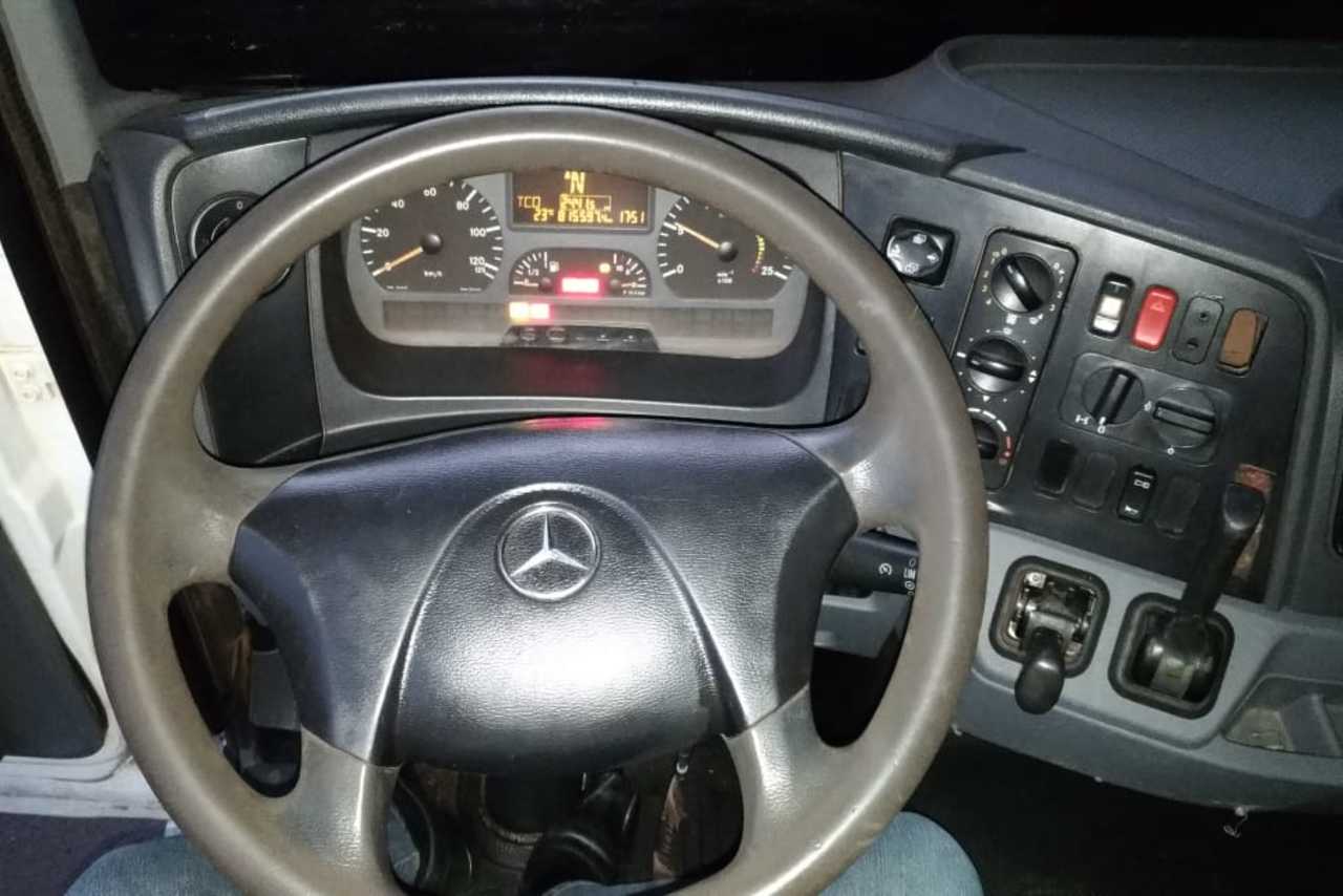 Mercedes Benz Axor 2544 - 10/10 11