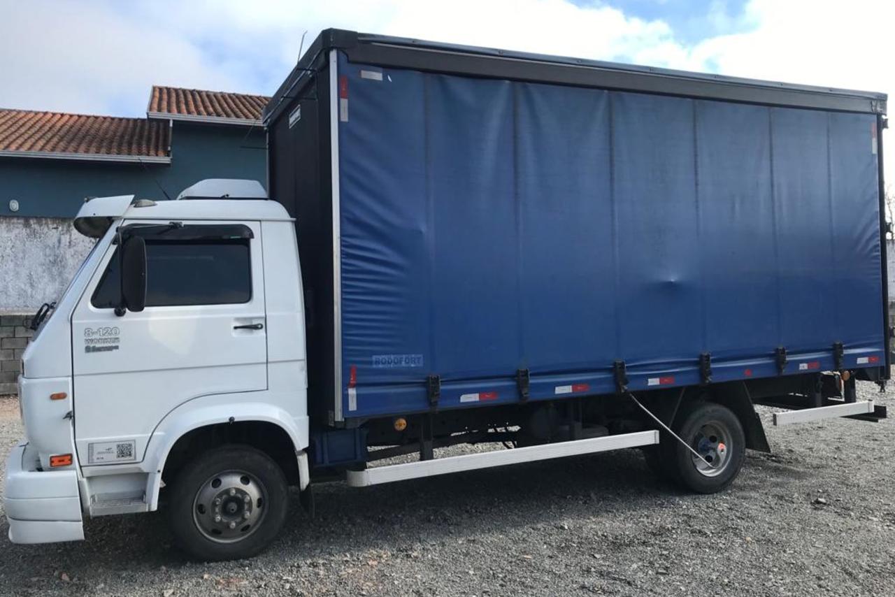 Volkswagen 8 120 - 07/07 6