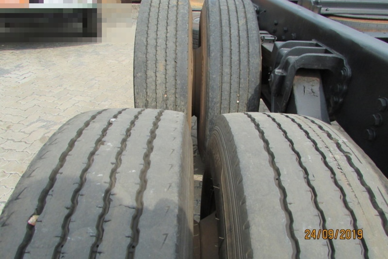 Volkswagen 24-280 E Constellation 6x2 - 16/16 6