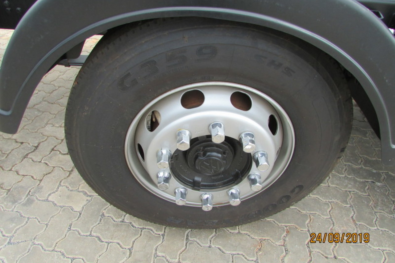 Volkswagen 24-280 E Constellation 6x2 - 16/16 8
