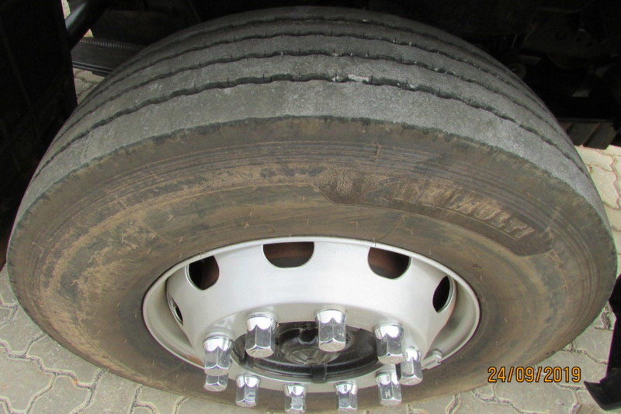 Volkswagen 24-280 E Constellation 6x2 - 16/16 11