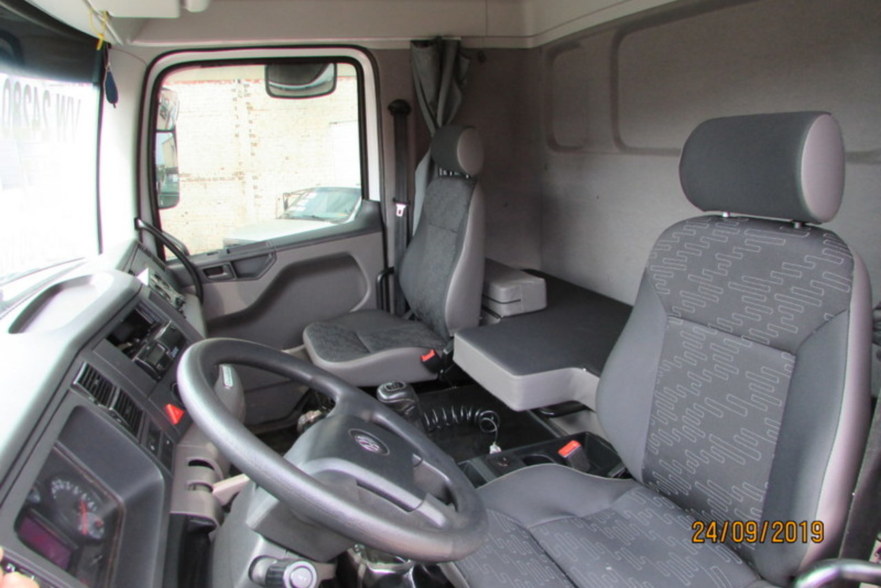 Volkswagen 24-280 E Constellation 6x2 - 16/16 12