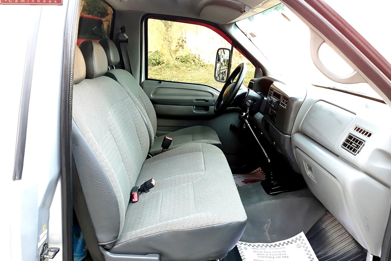 Ford F350 - 03/04 4