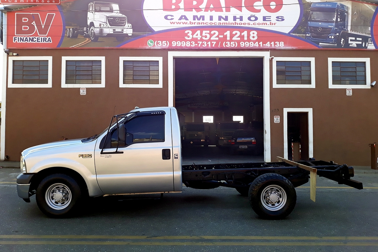 Ford F350 - 03/04 8