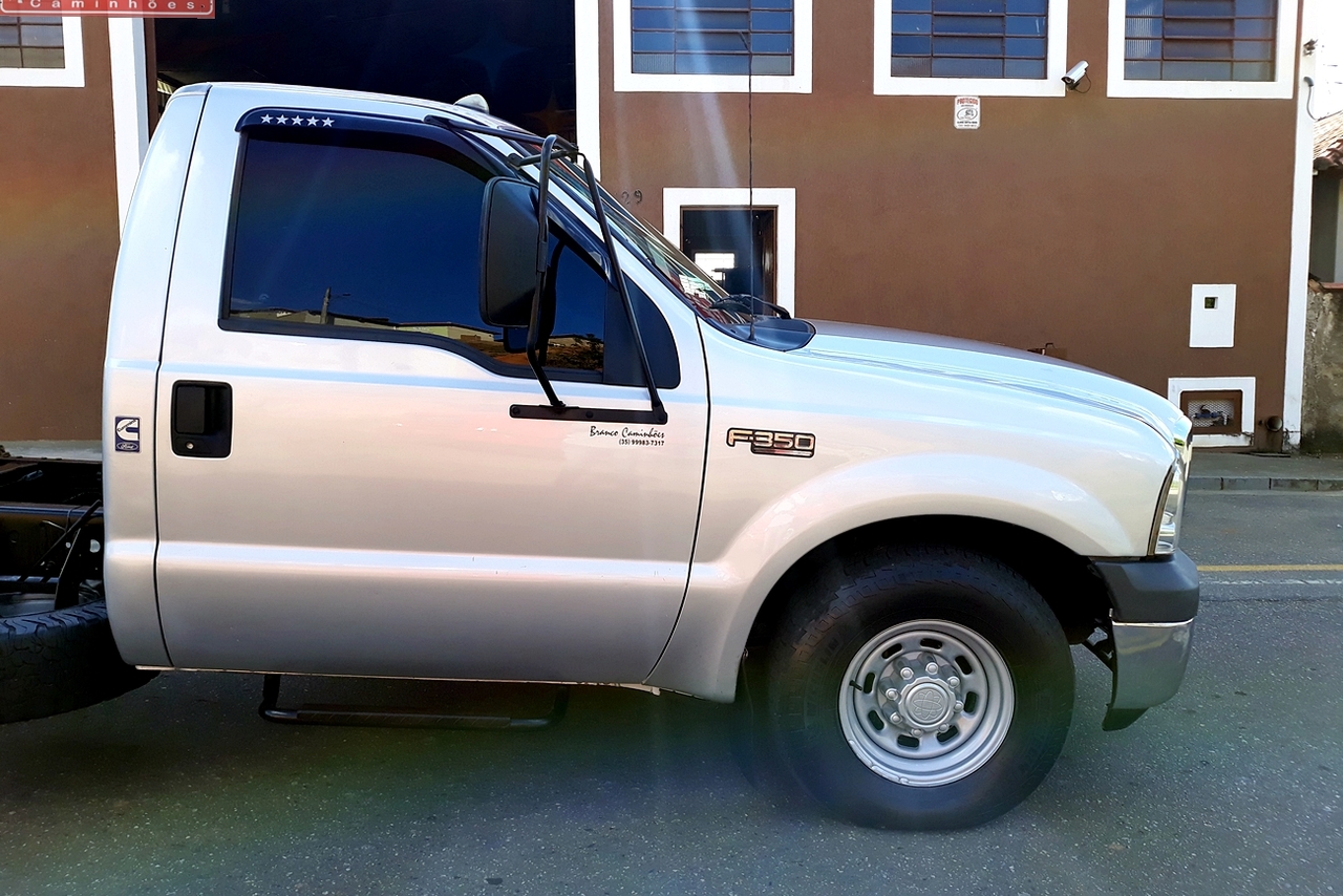 Ford F350 - 03/04 15