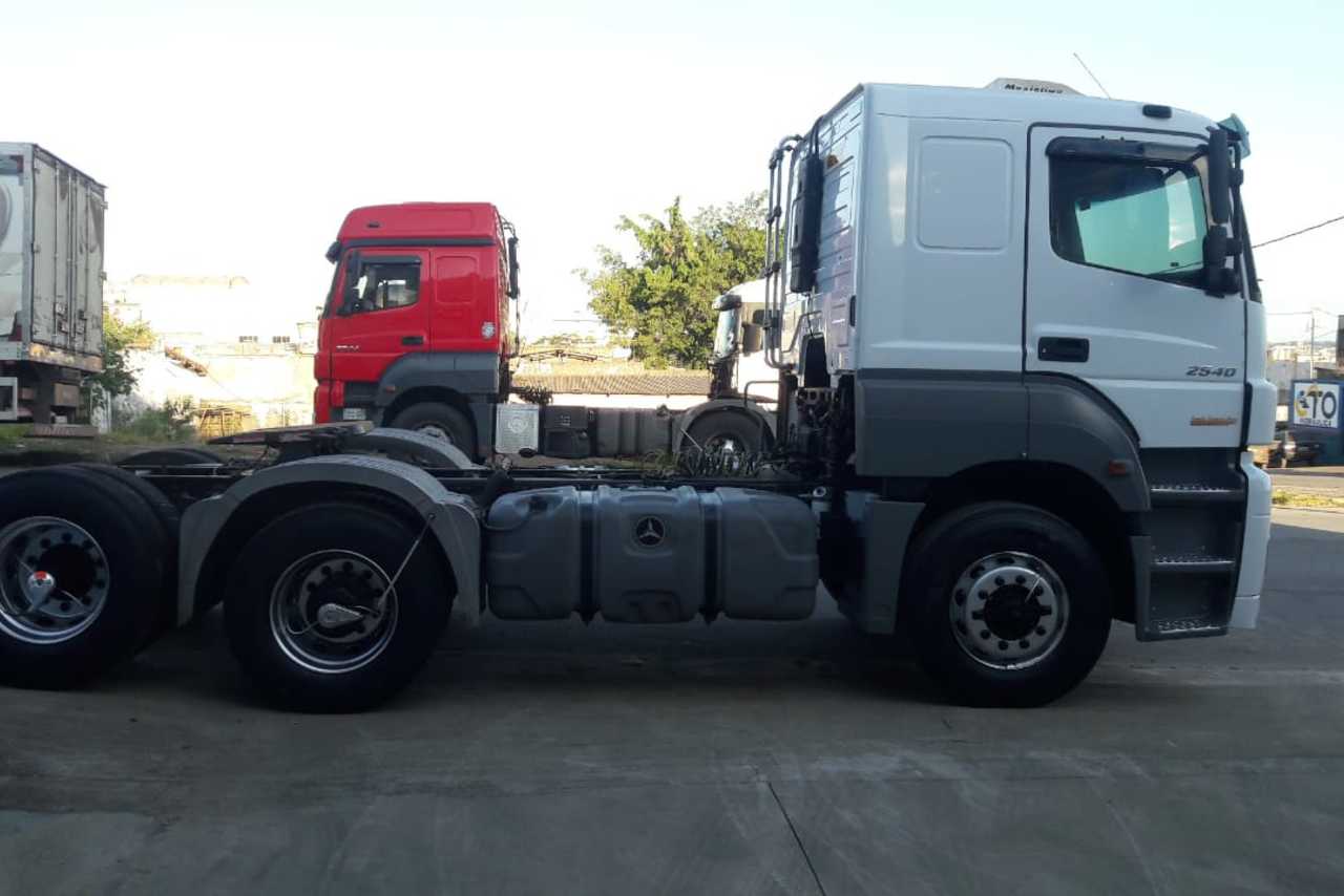 Mercedes Benz Axor 2540 - 08/08 6