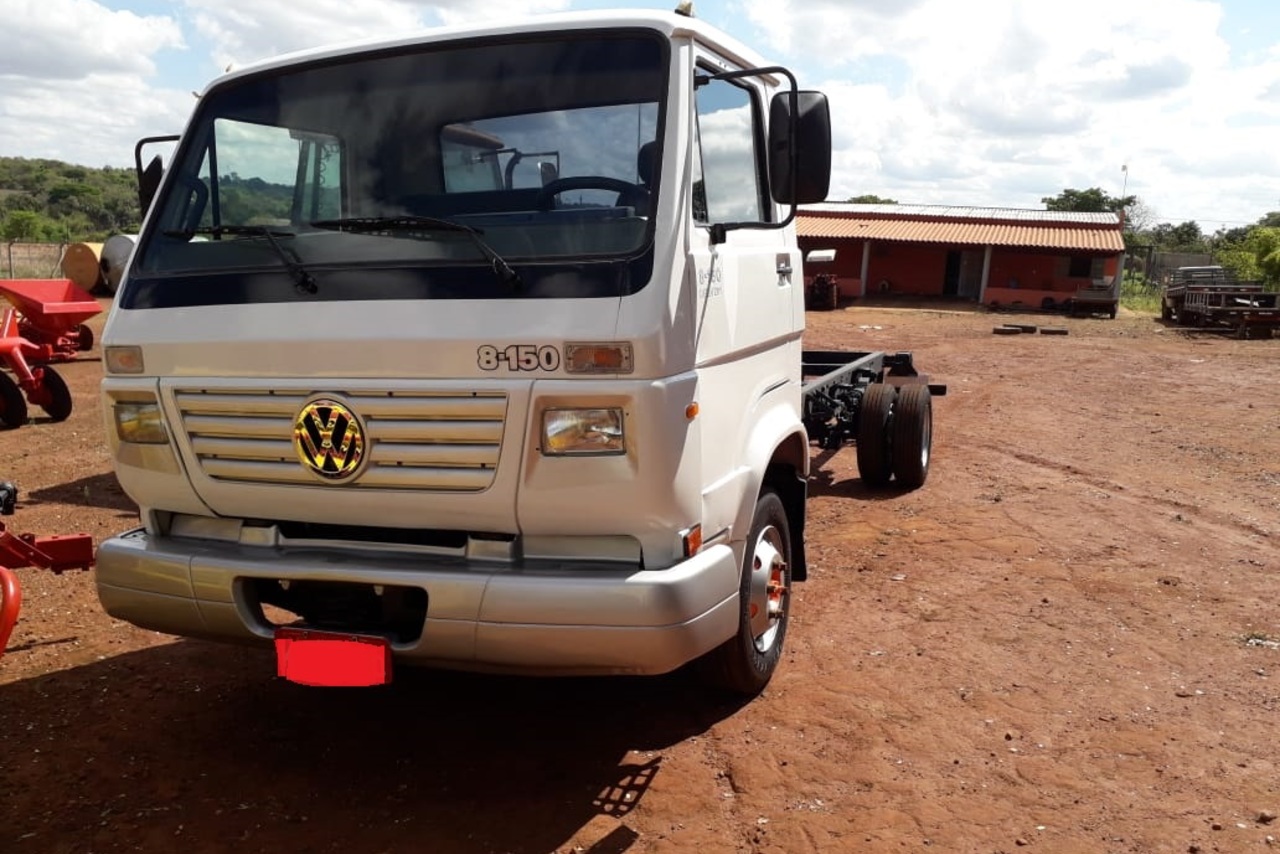 Volkswagen 8 150 - 02/02 9