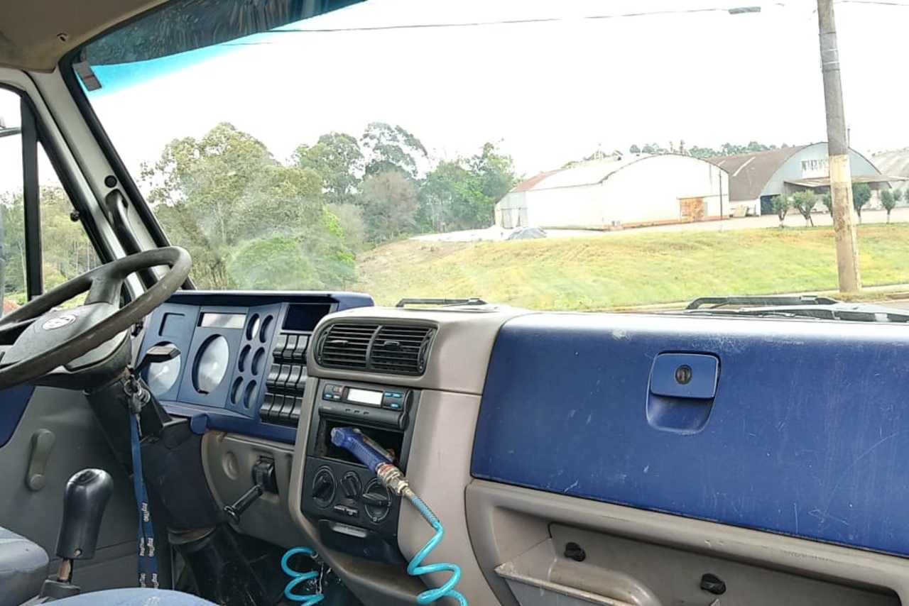 Volkswagen 8 120 - 07/07 3