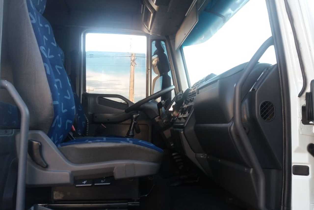 Iveco Tector 240 - 09/10 6