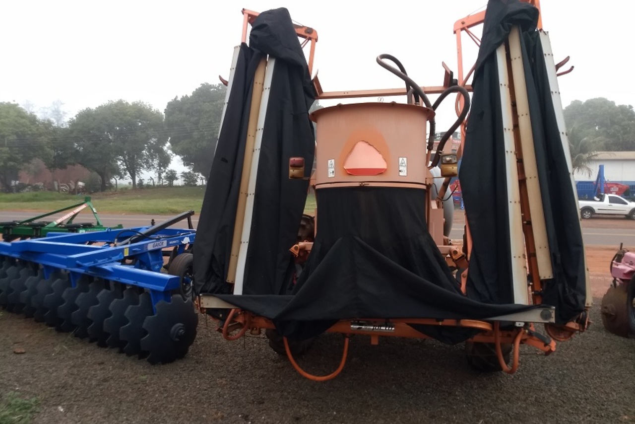 Jacto Advance 2000 Vortex - 08/08 3