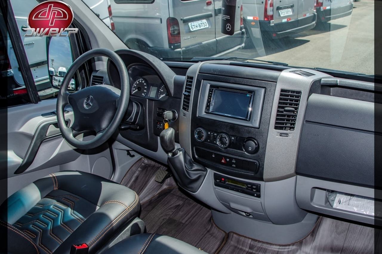 Mercedes Benz Sprinter Executiva 415 - 18/19 5