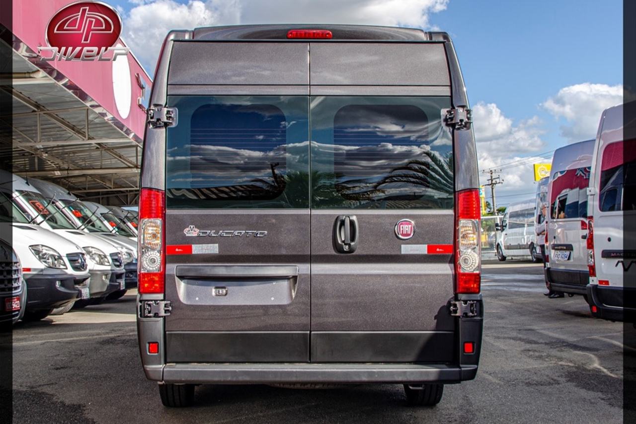 Fiat Ducato Passageiro - 18/19 7