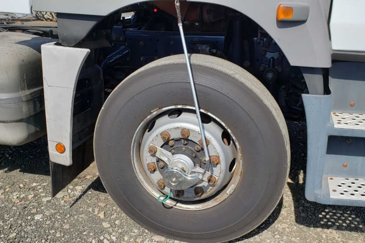 Mercedes Benz Axor 2544 - 10/11 7