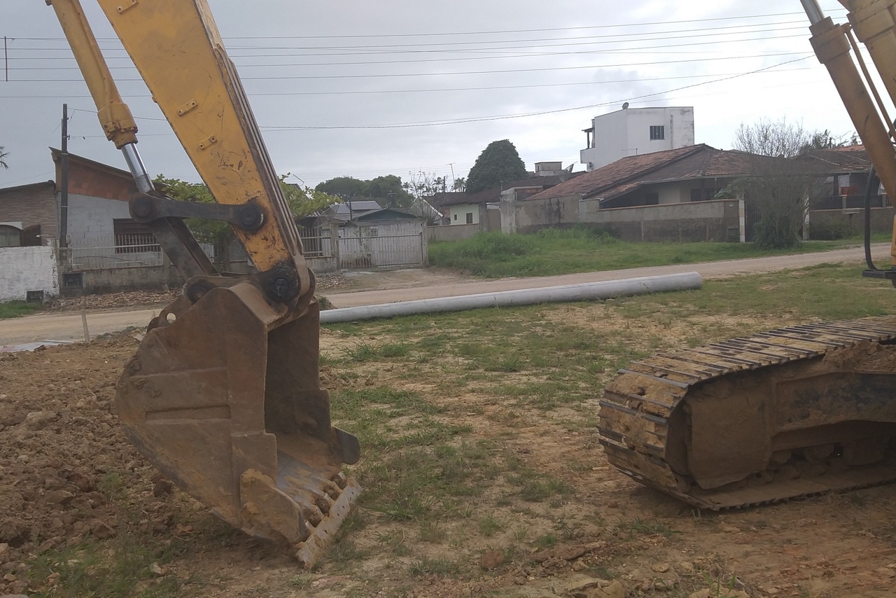 Hyundai R210LC-7 - 11/11 2
