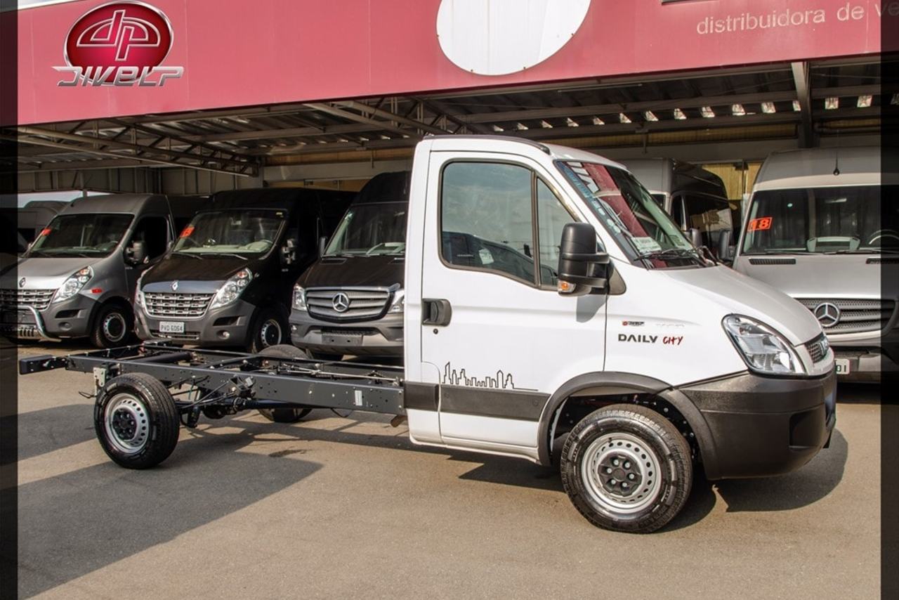 Iveco Daily Chassi 35-13 - 18/19 2