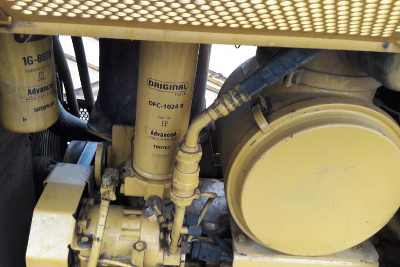 Caterpillar D6NXL - 07/07 7