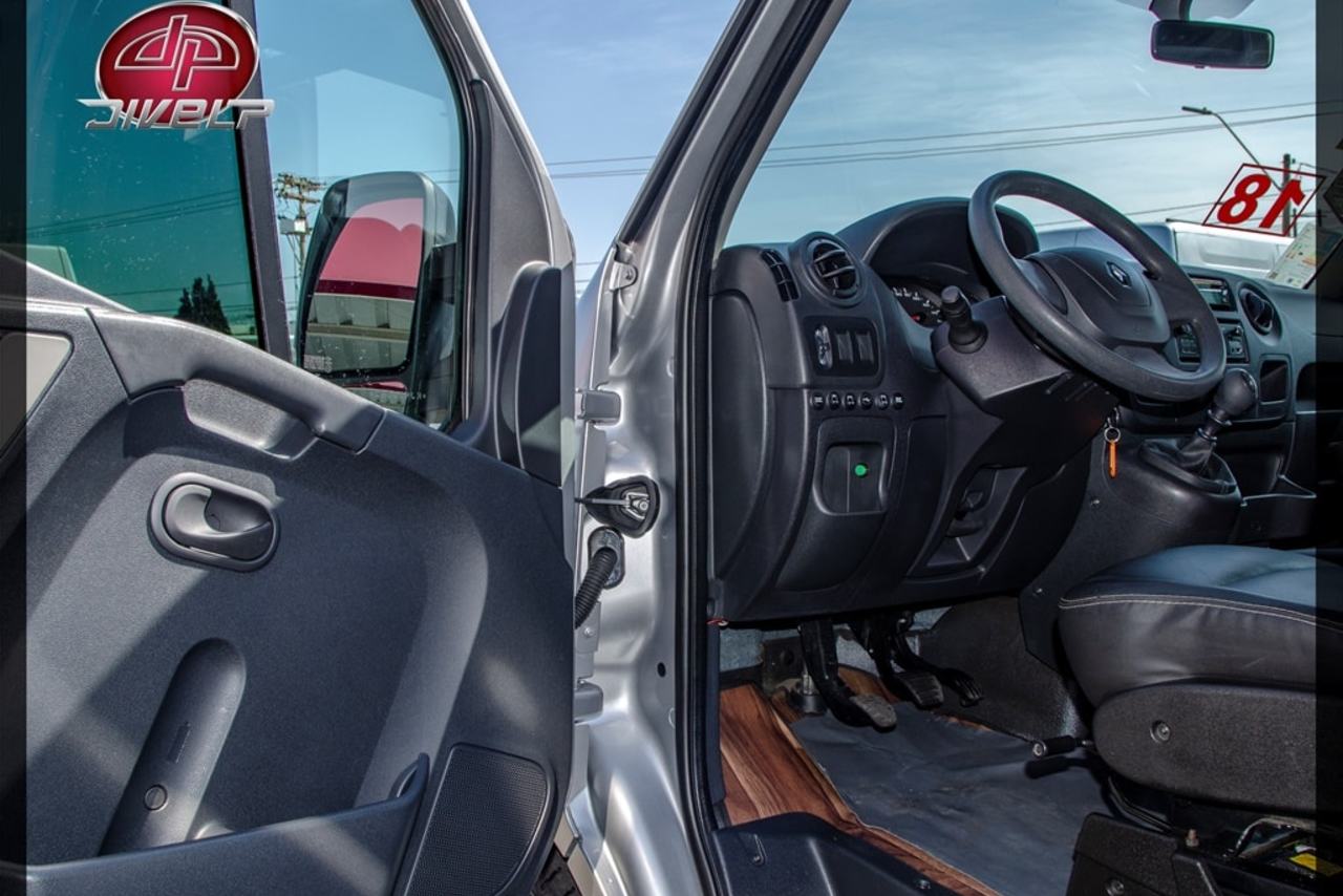 Renault Master Executive - 18/19 5