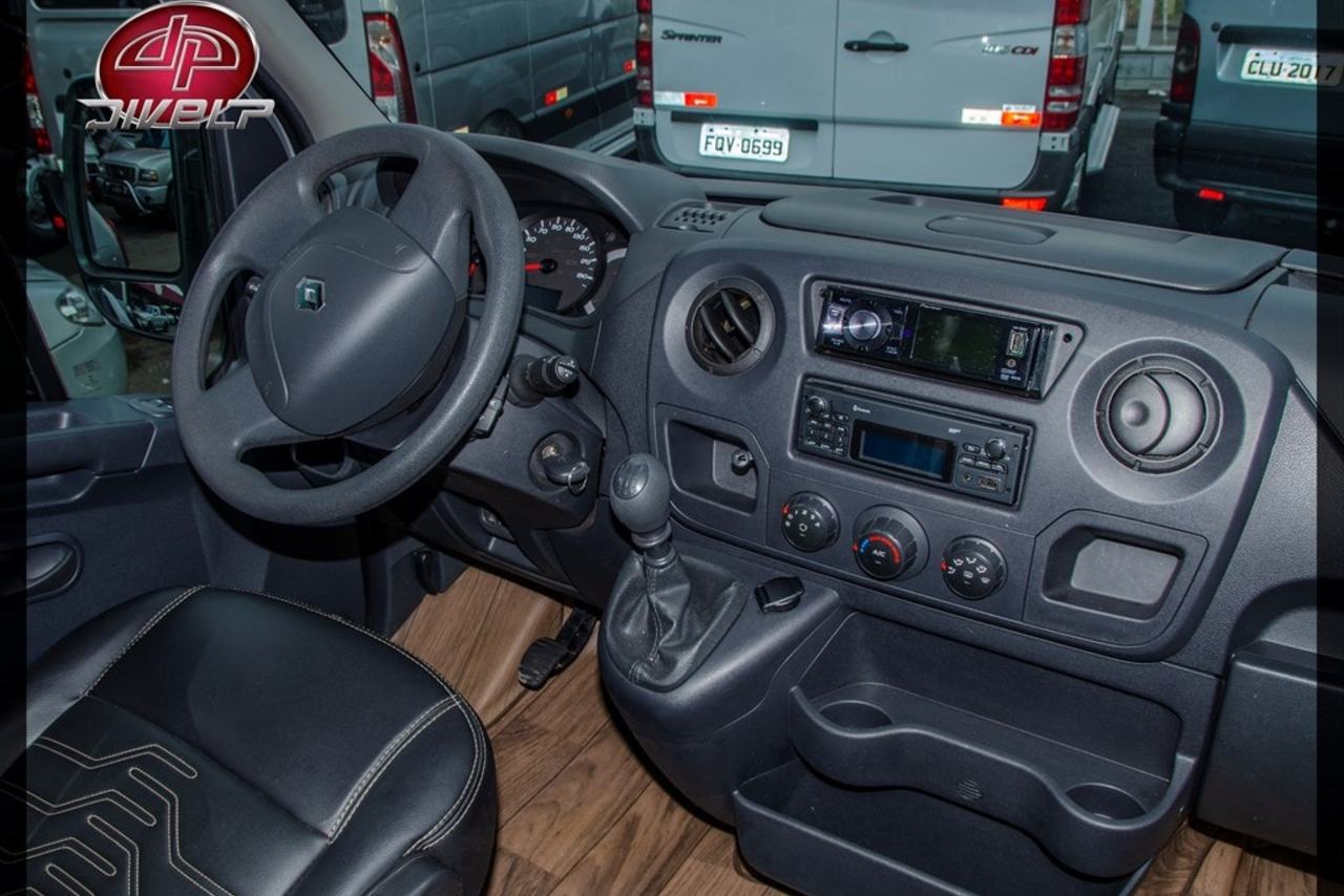 Renault Master Executive - 18/19 3