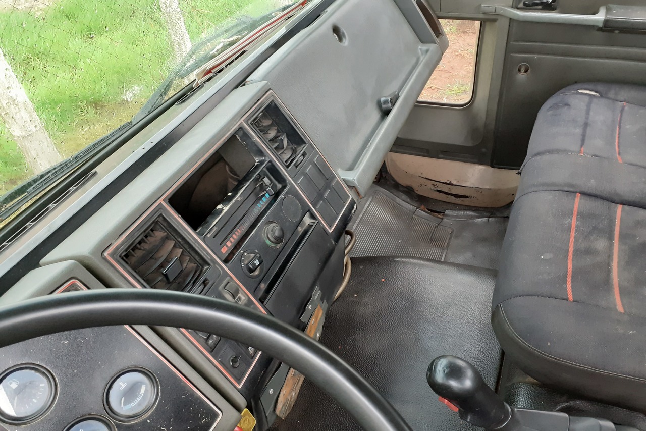 Ford Cargo1418 - 89/89 10
