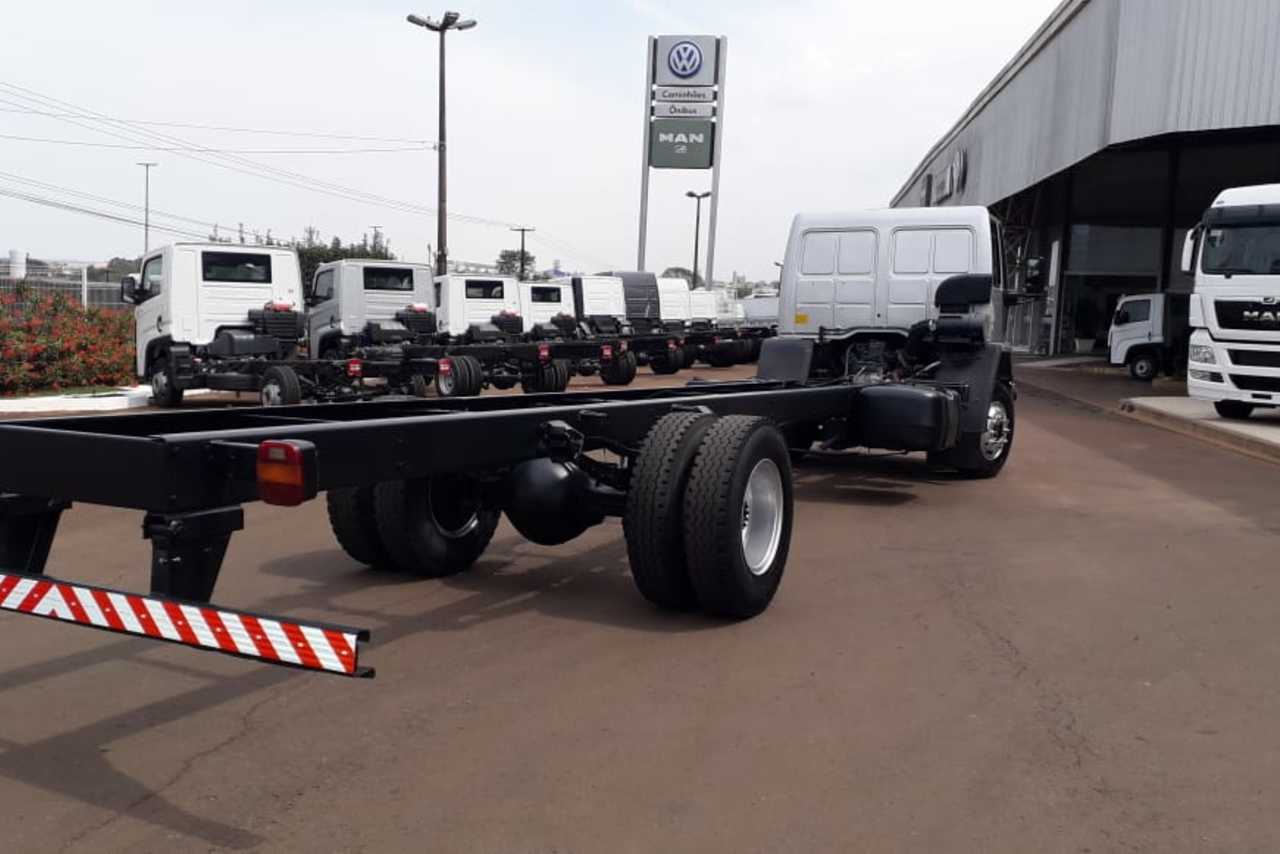 Ford Cargo1317 - 11/11 4