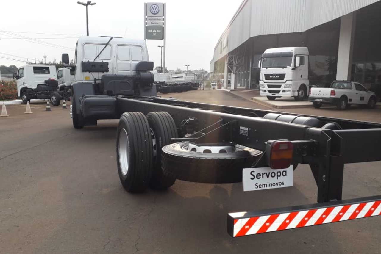 Ford Cargo2422 - 11/11 16