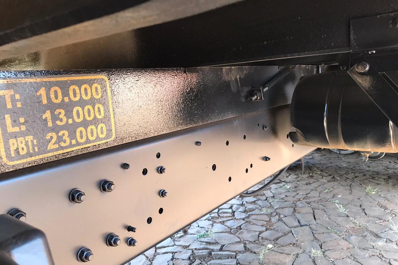 Ford Cargo2428 - 11/12 7