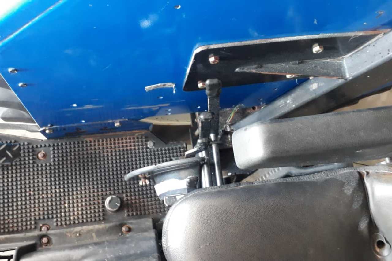 New Holland 7630 - 04 3