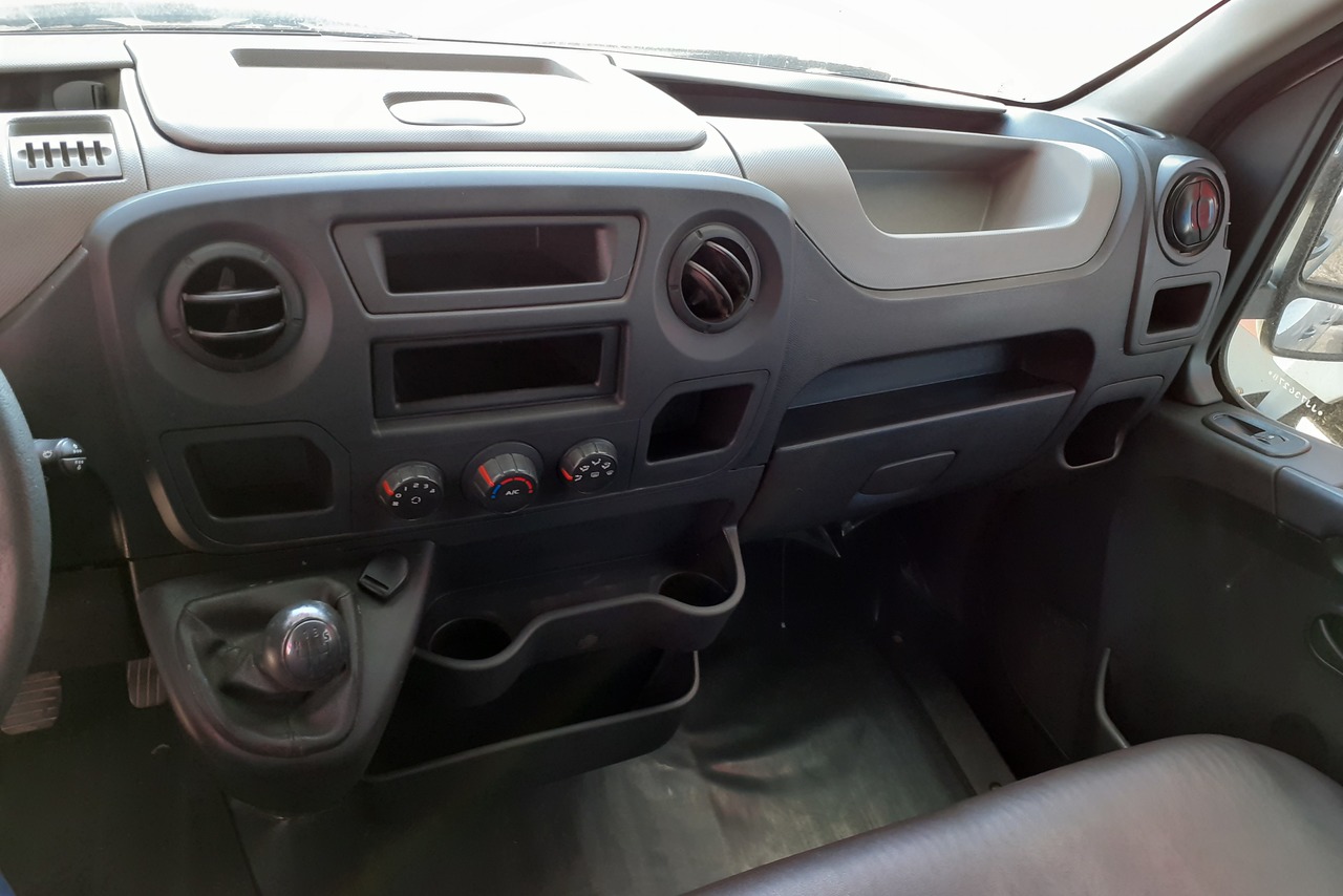 Renault Master Executive - 17/18 7