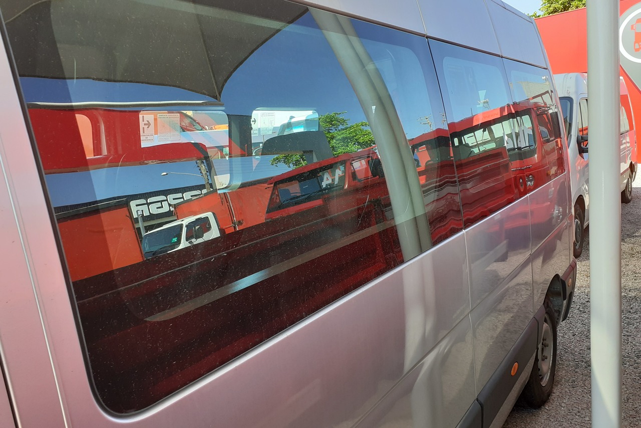 Renault Master Executive - 17/18 9