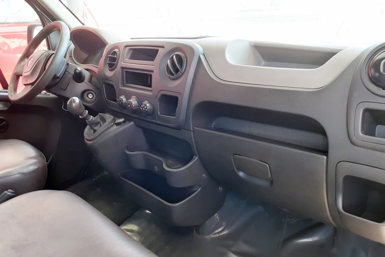 Renault Master Executive - 17/18 38