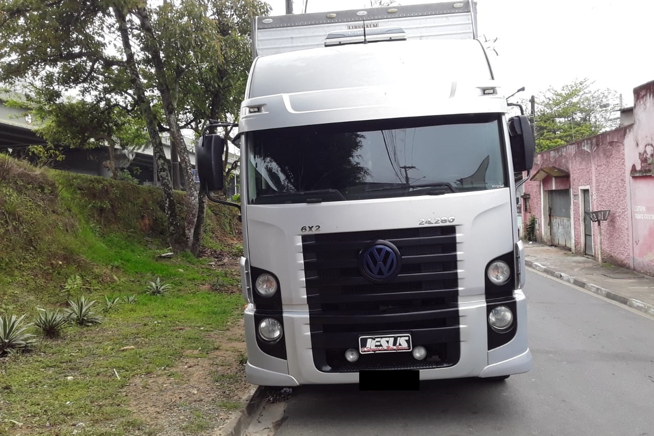 Volkswagen 24-280 E Constellation 6x2 - 13/13 1
