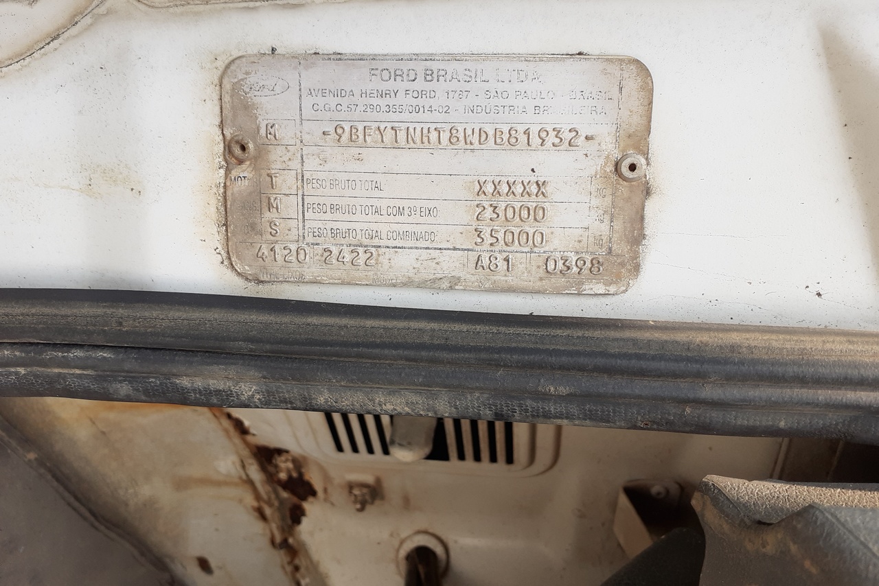 Ford Cargo2422 - 98/98 2