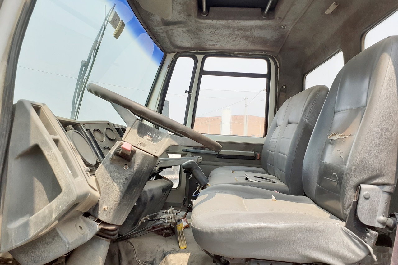 Ford Cargo2422 - 98/98 8