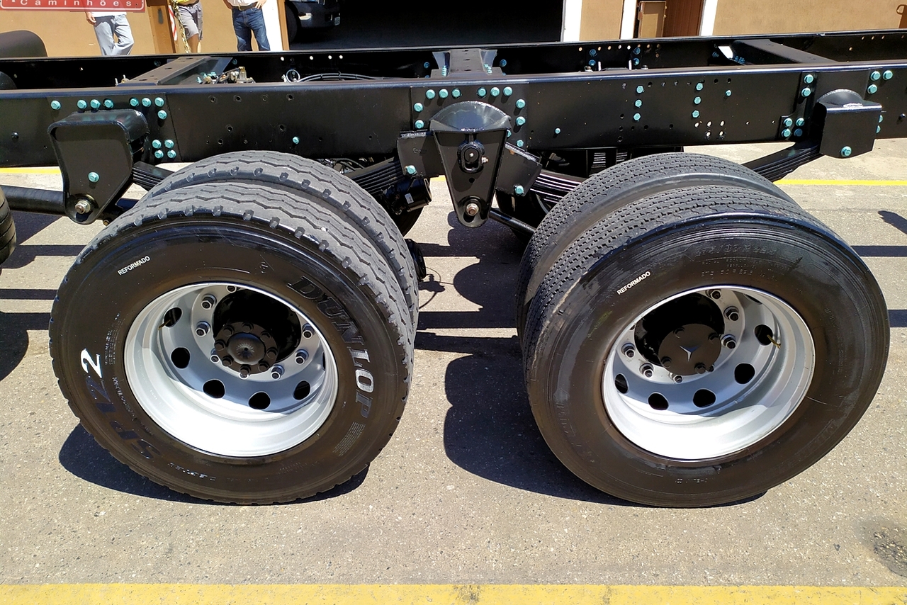 Mercedes Benz MB 2324 - 16/16 7