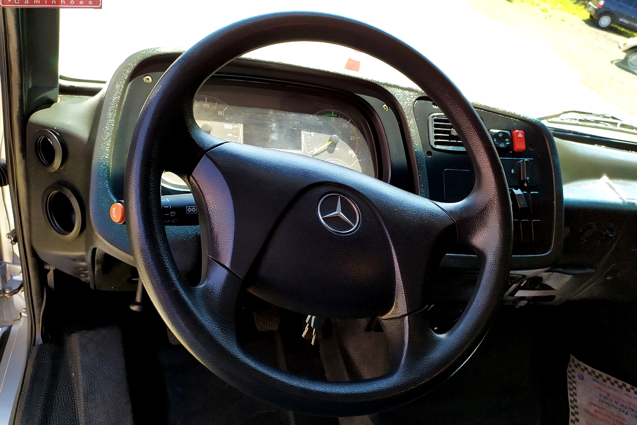 Mercedes Benz MB 2324 - 16/16 13