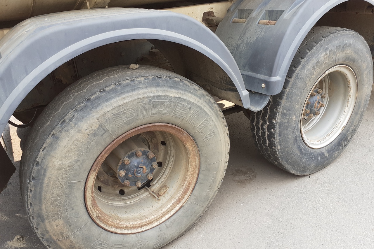 Ford Cargo2422 - 97/97 28