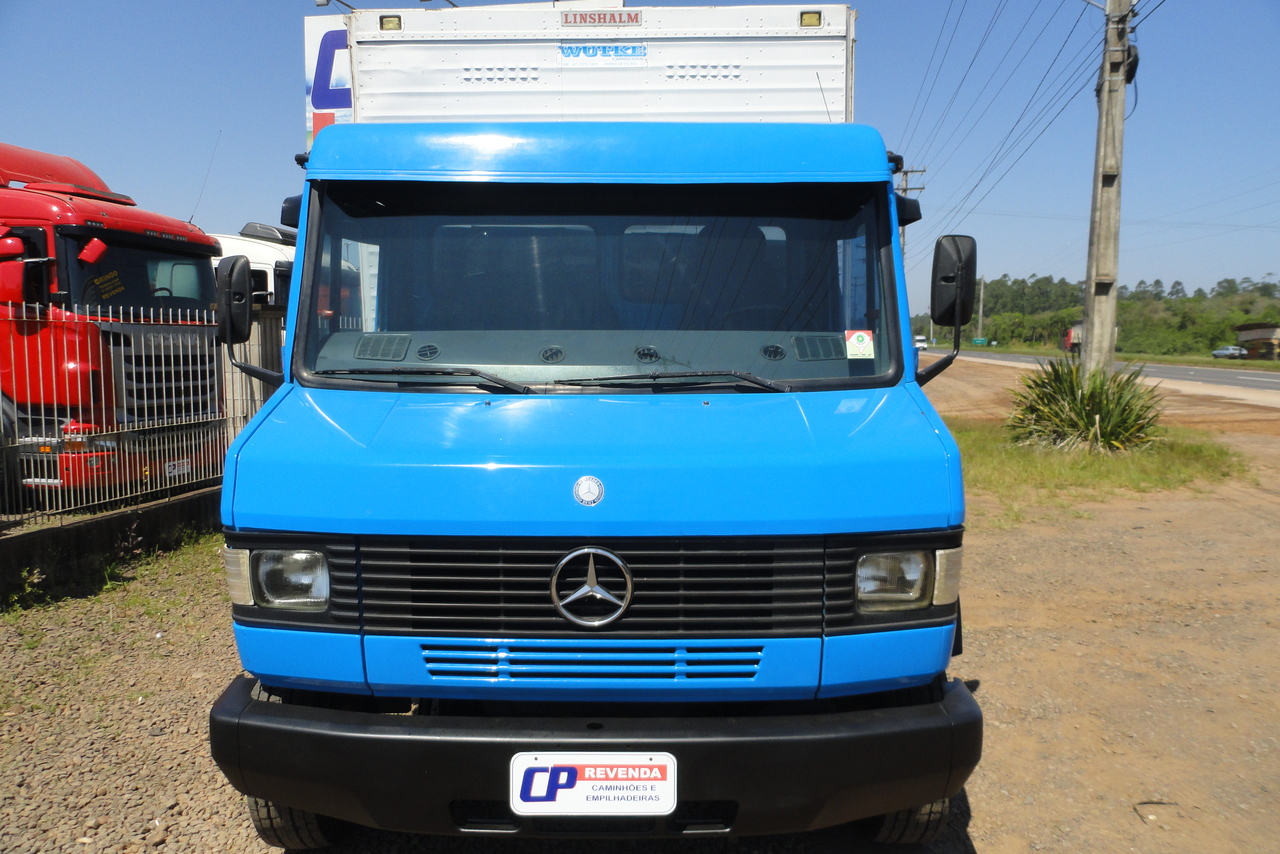 Mercedes Benz MB 710 - 01/01 2