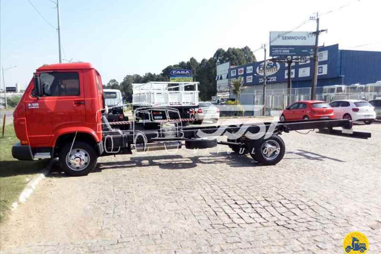 Volkswagen 8 120 - 08/09 5