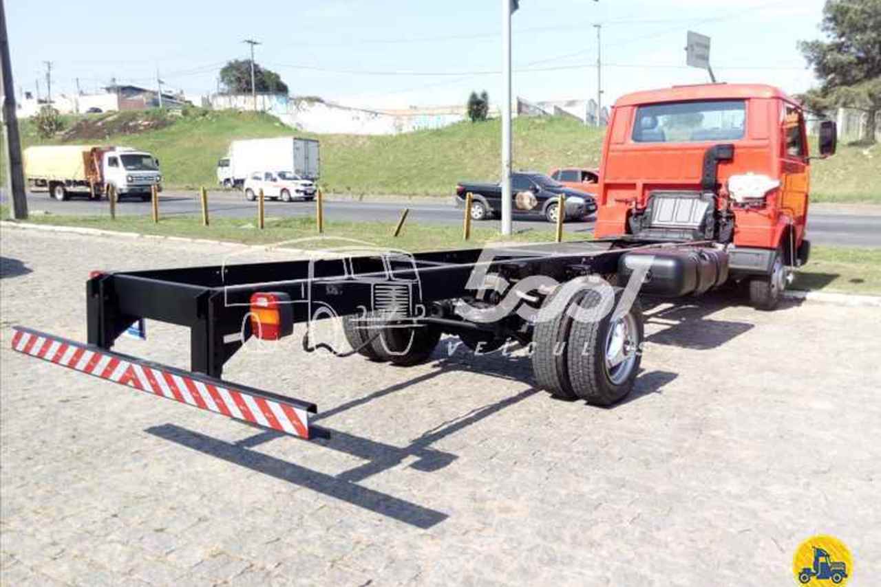 Volkswagen 8 120 - 08/09 6