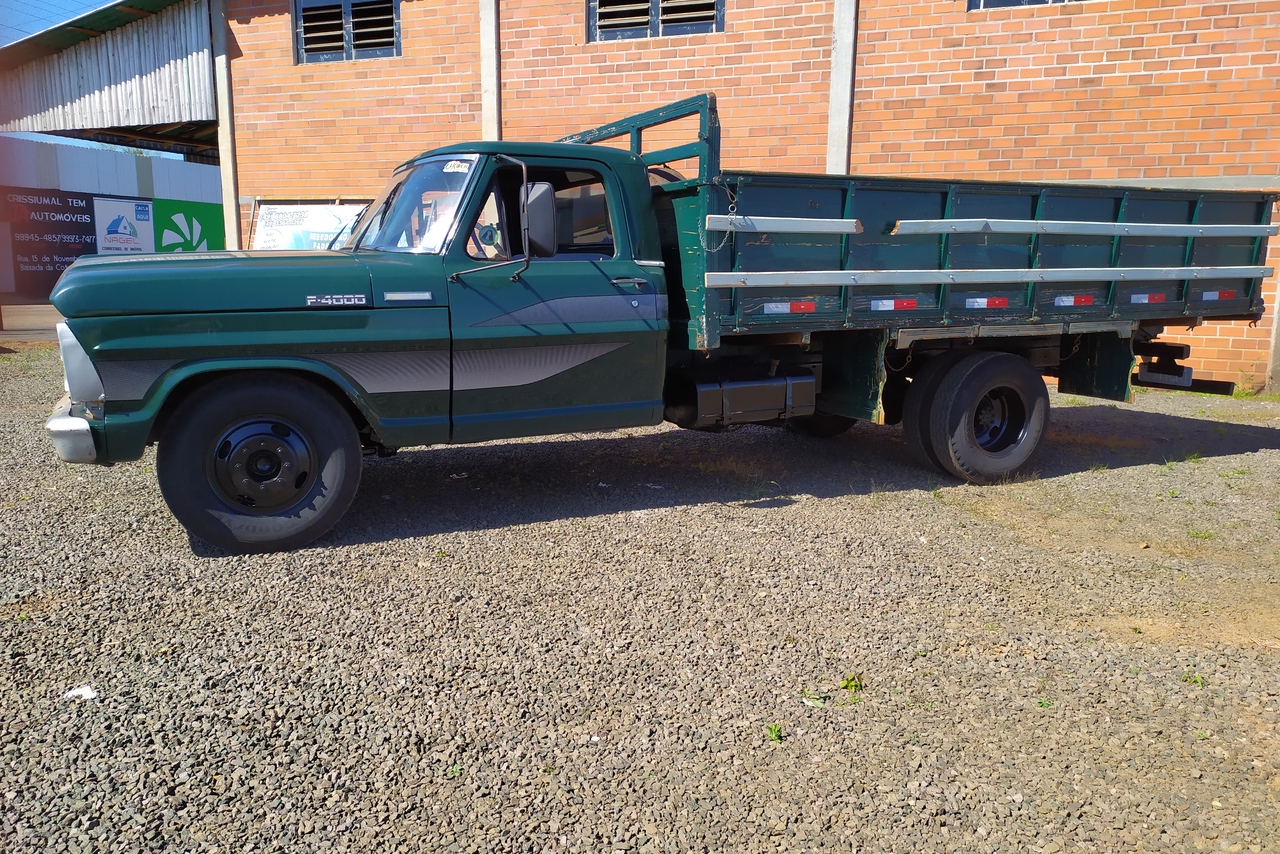 Ford F4000 - 77/77 3