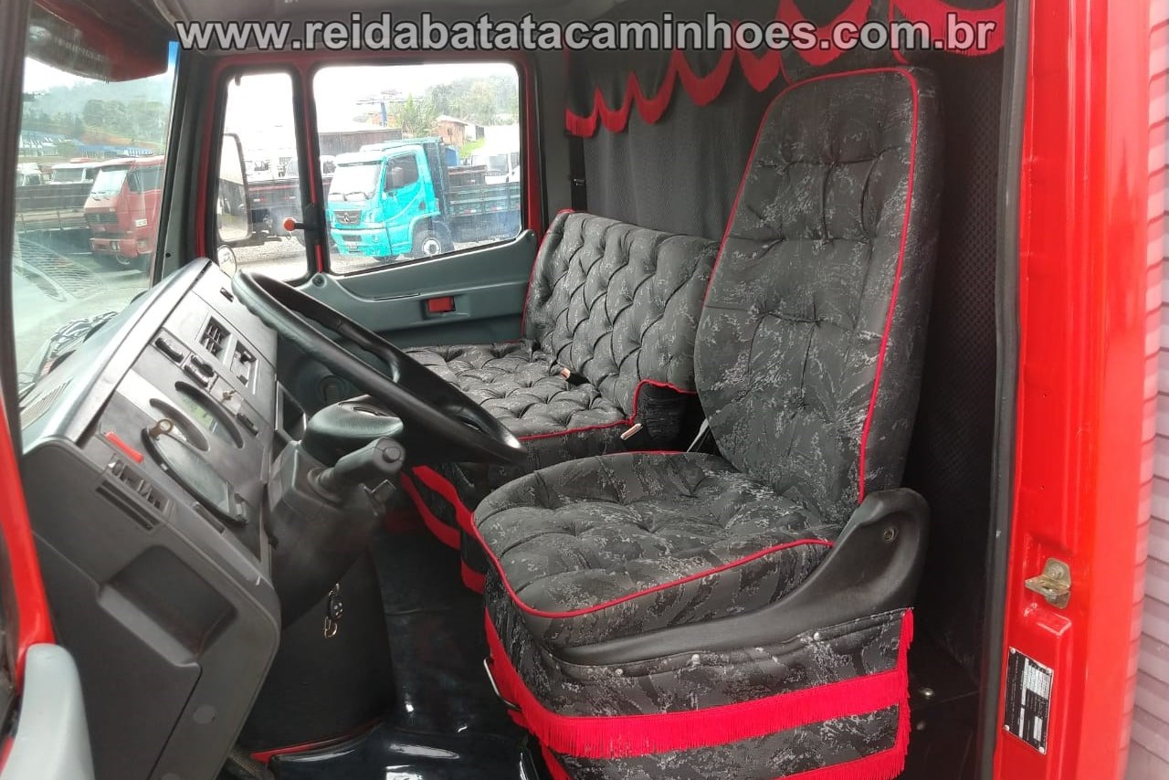 Mercedes Benz MB 710 - 02/02 9