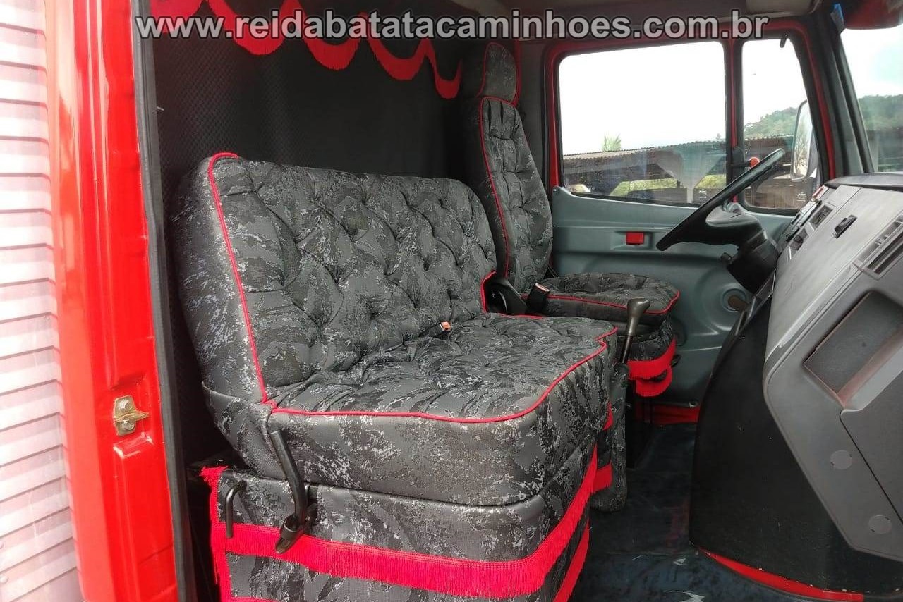 Mercedes Benz MB 710 - 02/02 11