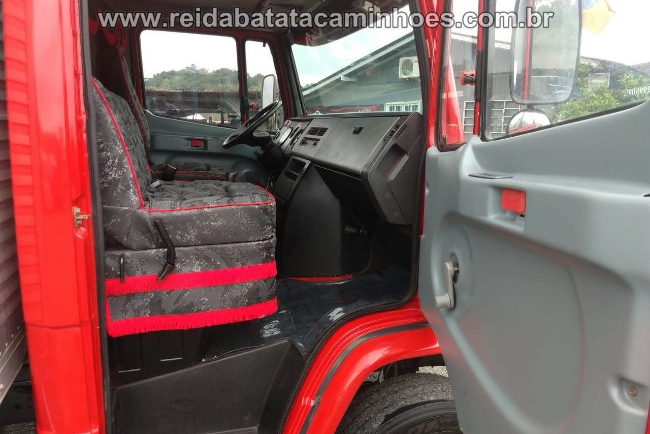 Mercedes Benz MB 710 - 02/02 12