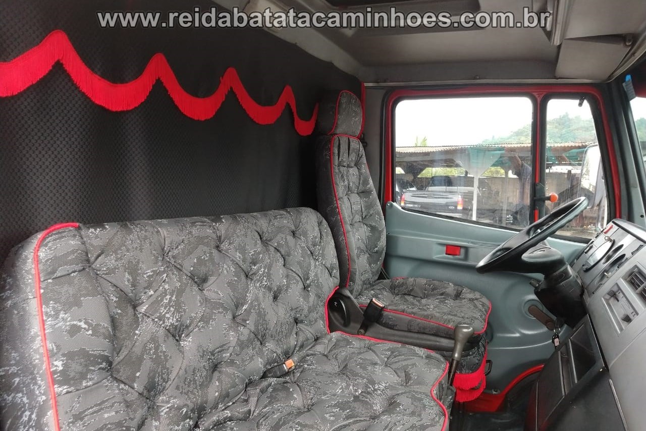 Mercedes Benz MB 710 - 02/02 15