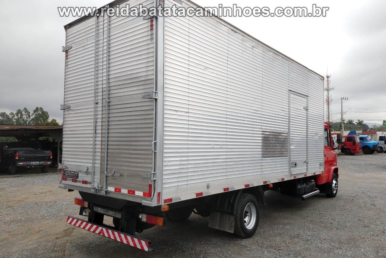 Mercedes Benz MB 710 - 02/02 16