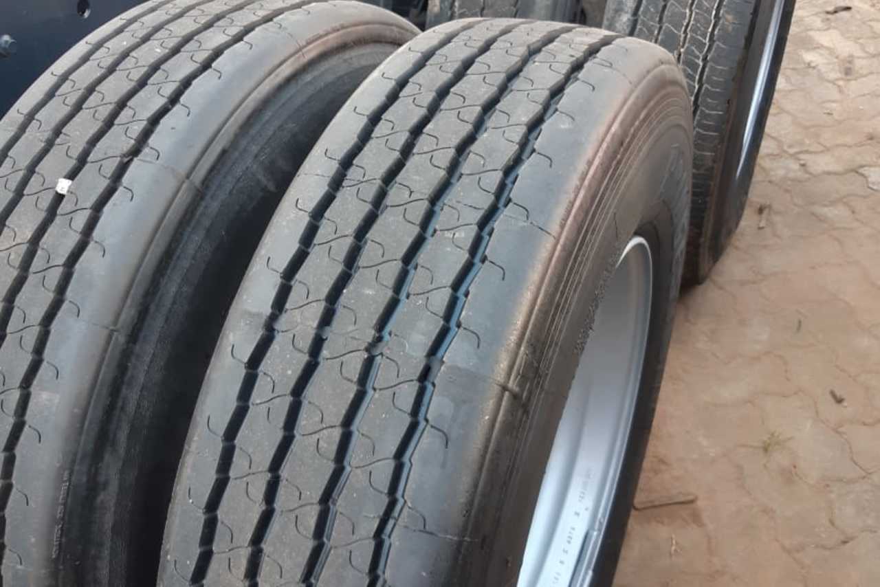 Volvo VM 270 - 14/14 5