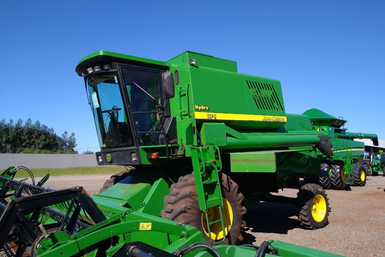 John Deere 1175 - 09/09 2