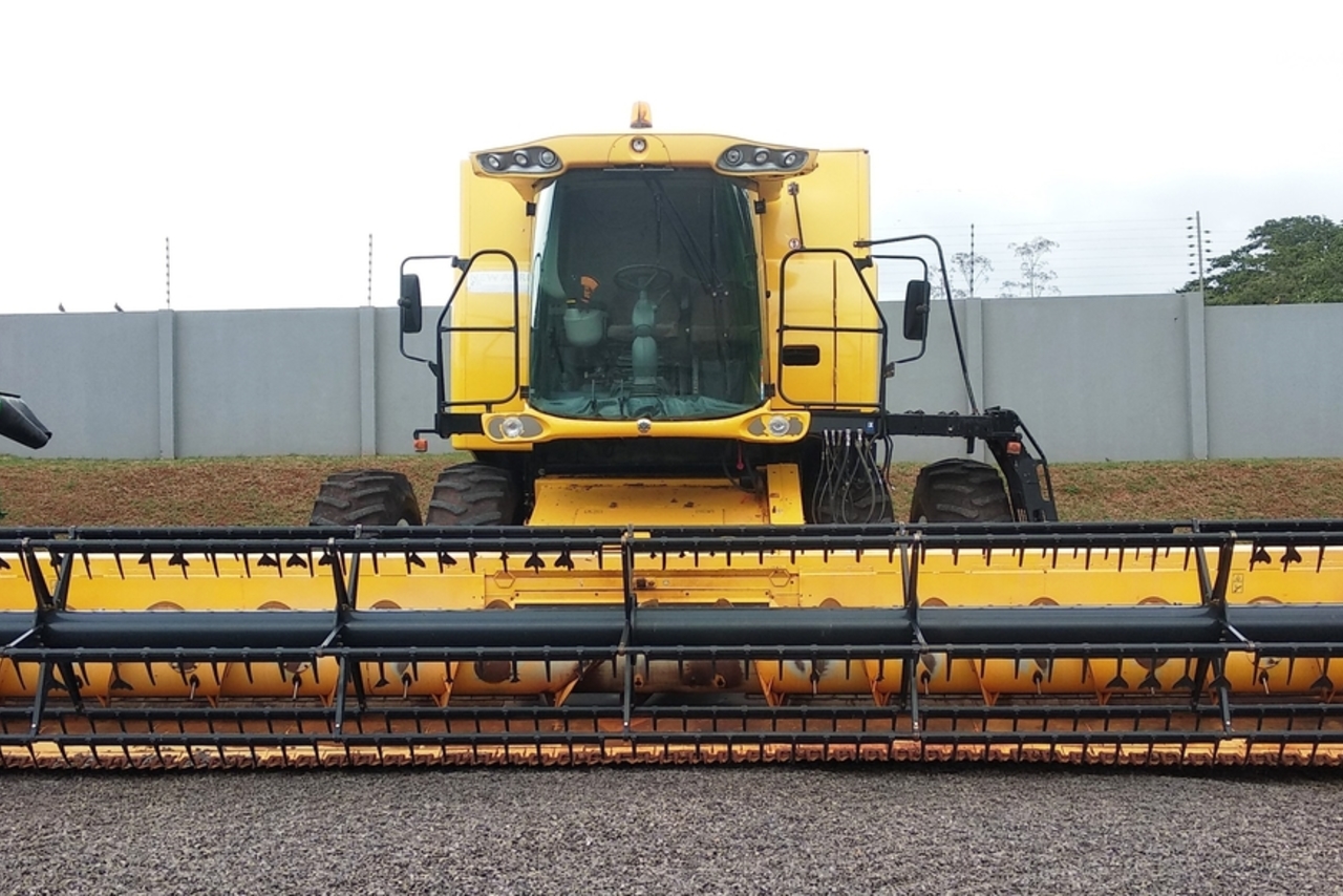 New Holland CS 660 - 08/08 3